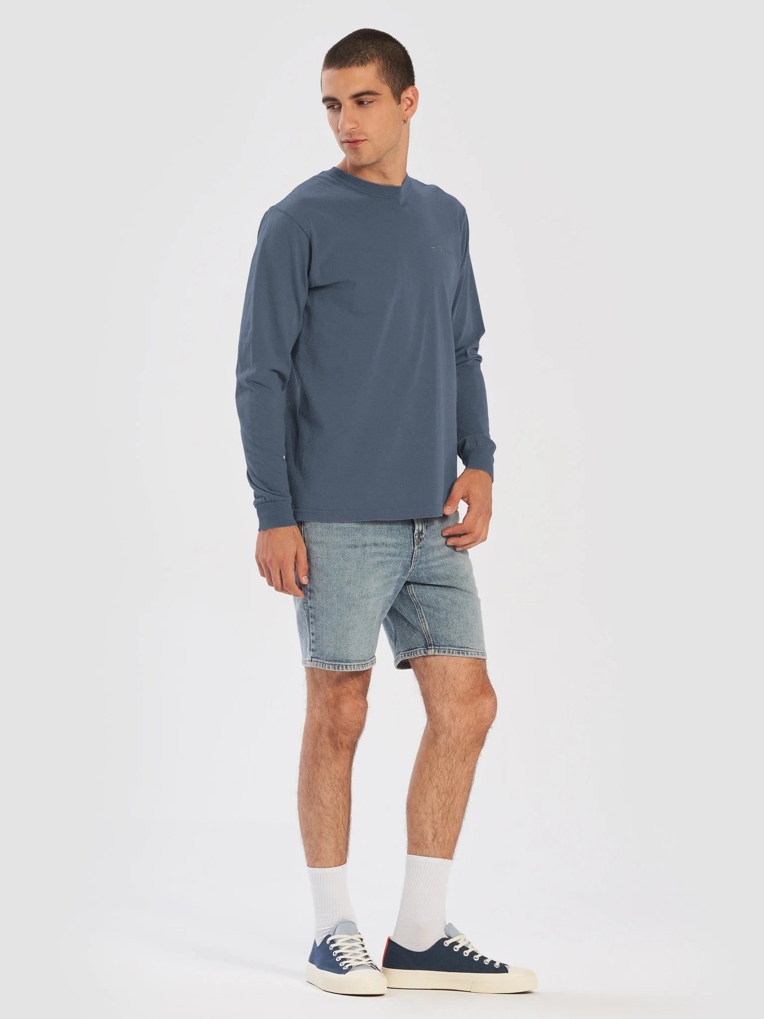 milkadamia long sleeve tee - embroidered - Blue Jean
